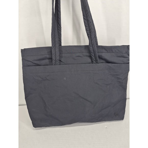 lululemon athletica Handbags - Lululemon On My Level Bag Tote Black (Large, First Release)